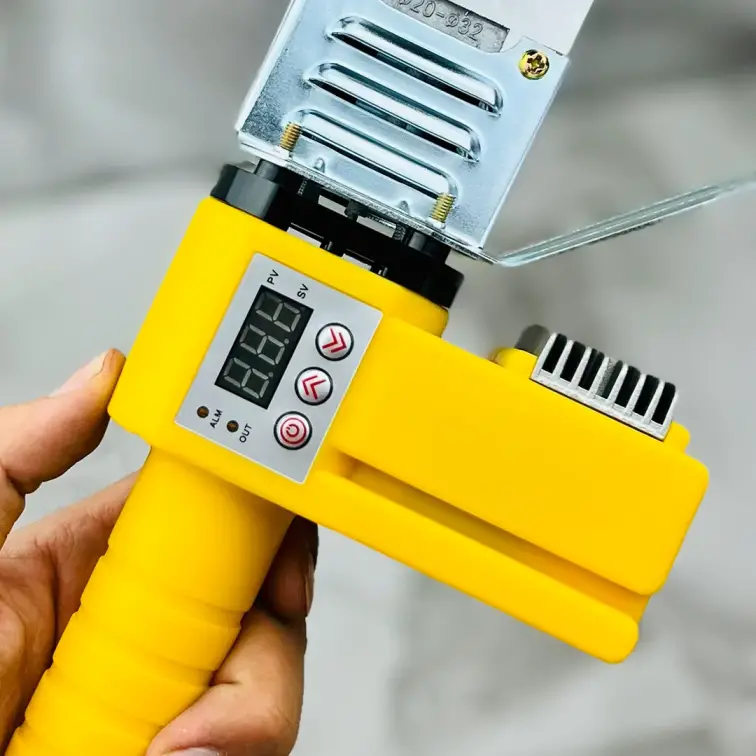 اتو لوله دیجیتالی دیوالت مدل PP_R